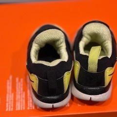 NIKE ナイキ　ダイナモフリー　  他にもスニーカー多数出品中の画像