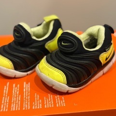 NIKE ナイキ　ダイナモフリー　  他にもスニーカー多数出品中の画像