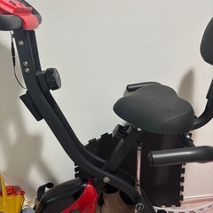 BTM XR エアロフィットネスバイク 背もたれ付き　レッド　ブラックの画像