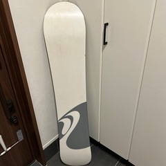 スノーボード用の板のみの画像