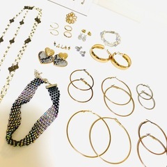アクセサリー　ピアス　イヤリング　ネックレス　ブレスレット　リング　指輪　セットの画像