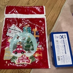 今日、明日限定！クリスマス包装袋4枚の画像
