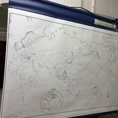 【那須町役場】世界全図行政版　世界地図　掛図　白地図　地理【管理番号410】の画像
