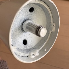 IKEA テーブル脚　OLOV 4本セット　部品ネジ付きの画像