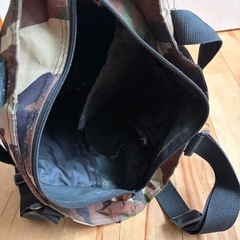 MOUNTAIN RANGE  迷彩柄　カモフラ柄　バック　 ショルダーバック　 トートバック　の画像