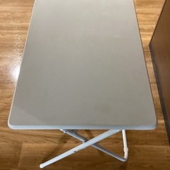 折りたたみテーブル【町田市再生家具】1224 Aの画像