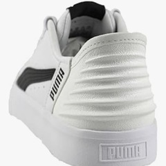 PUMAスニーカー２７.5 センチ•ホワイト•ほぼ新品‼️の画像