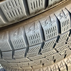 30プリウス純正ホイール20年製造スタッドレスの画像