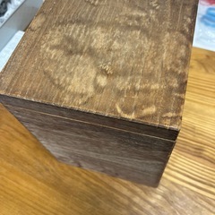 青銅の花瓶の画像