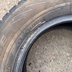 スタッドレスタイヤ　185/70R14 icefrontage  ２１年の画像