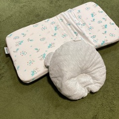 子供　枕の画像