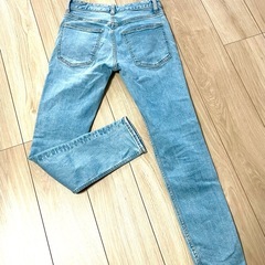 GU スキニーデニム ライトブルーの画像