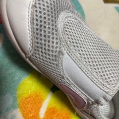 中古。上履き18.5センチの画像