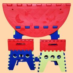 キッズテーブル＆チェア2脚付きの画像