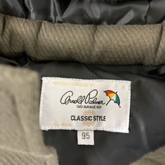 アーノルドパーマー　ベストと薄手のパーカーの画像