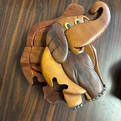 仕掛け小物入れの画像