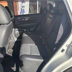 誰でも車が買える次世代低与信ローン専門店／ 安心の１年保証付き 距離無制限！中古車販売 カーメル福島本店 平成２8年 日産　エクストレイル　20Xt ｴﾏｰｼﾞｪﾝｼｰﾌﾞﾚｰｷﾊﾟｯｹｰｼﾞ　　99000㌔の画像