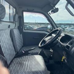 富山発 ダイハツハイゼット 軽トラック 4WD 平成15年 11万キロ 車検2年の画像