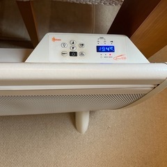 静音・ONOFFタイマー付　遠赤外線パネルヒーターの画像