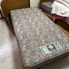 綺麗なシングルマットレスの画像