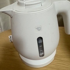 電子ケトルの画像