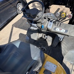 全回転アタッチメント2.5tディーゼルフォークリフトの画像