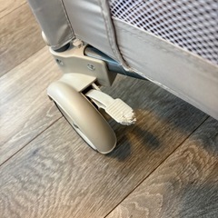 ベビーベッド オムツ交換台付きの画像