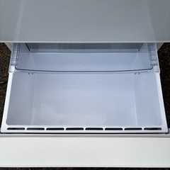 💥福岡市東区配送設置無料🌈【⭐️全額返金保証⭐️】 　2～3人用】AQUA ノンフロン冷凍冷蔵庫 238L AQR-SV24K｜自動製氷・チルド搭載｜節約ecoモード・耐熱トップ・クイック冷凍 の画像