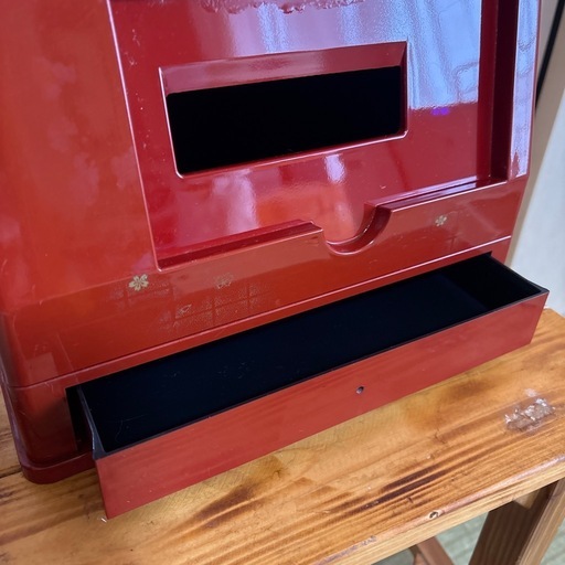 昭和レトロな日本伝統的な漆器の**根来塗（ねごろぬり）**の小物入れ鏡