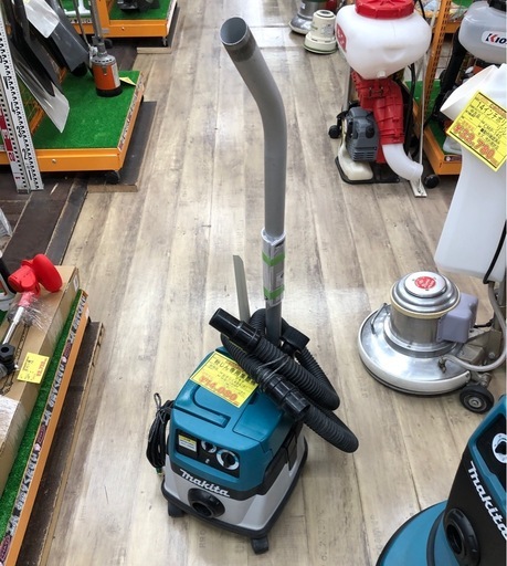 【店頭お渡し限定】(25-12-22)マキタ　粉じん専用集塵機　484