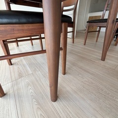 【受付停止】
ウォールナット材　ダイニングテーブルセットの画像