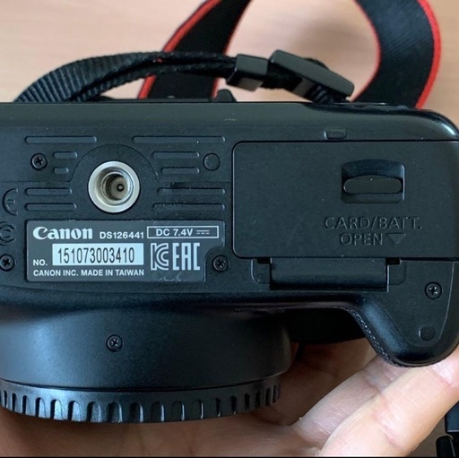 Canon EOS Kiss X7本体のみ（ジャンク品）