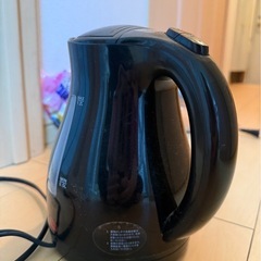 電気ケトルの画像