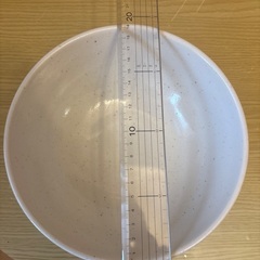 ニトリ　カルエクレ　超軽量麺鉢（白唐津）2枚の画像