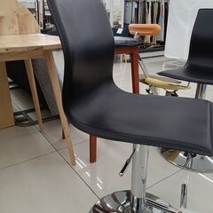 ★リユースのサカイ日立店★HJ8767  カウンターチェア ブラック H90～115×D43×W40 クリーニング済み の画像