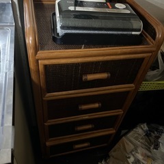 藤の整理棚の画像