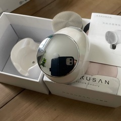 お顔のマッサージand角質ケアの画像