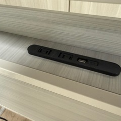 ベッドフレーム　シングル　　ホワイト　木目の画像