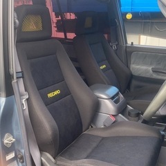 ランドクルーザープラドの画像