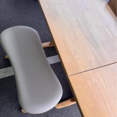 本日来れる方優先！テーブル　椅子　セットの画像