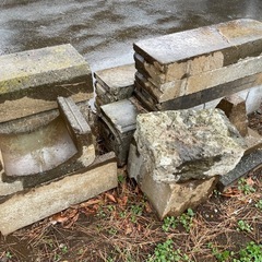 コンクリート　長方形石　門柱の画像