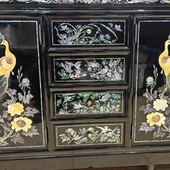螺鈿細工 花鳥図 サイドボード 漆黒塗 キャビネット 高級家具の画像