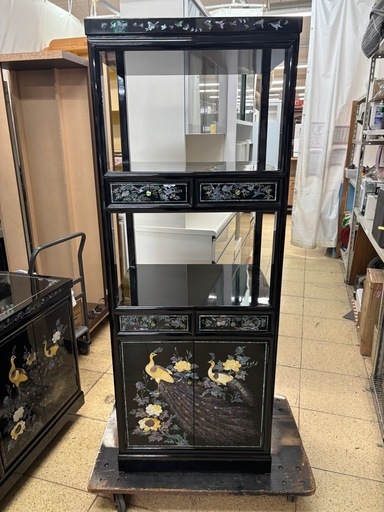 高級家具 漆黒塗 花鳥図 キャビネット シェルフ オープン 螺鈿細工
