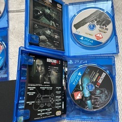PS4本体とバイオハザード4本セットで！の画像