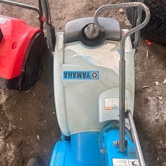 除雪機ジャンク2台の画像