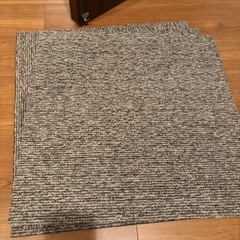 フロアマットセット　28枚の画像