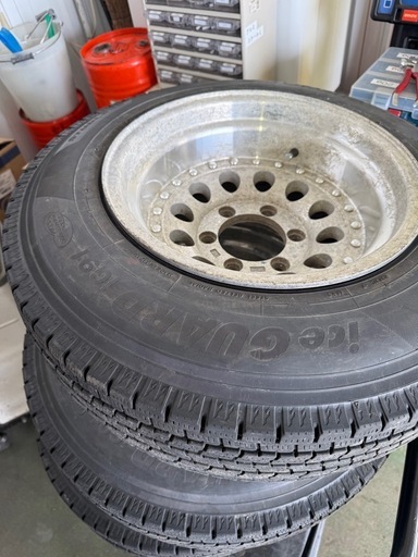 ヨコハマスタッドレス195.80R15