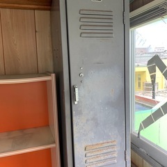 レトロなカラーボックスの画像