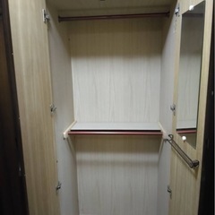 洋服箪笥の画像