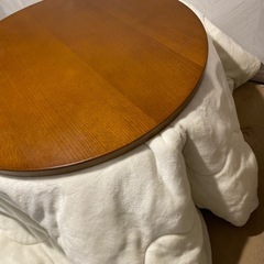 こたつテーブル（こたつ布団も希望があれば）の画像